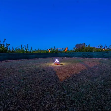 Feriehus Marinela - Four Bedroom With Swimming Pool Vodice