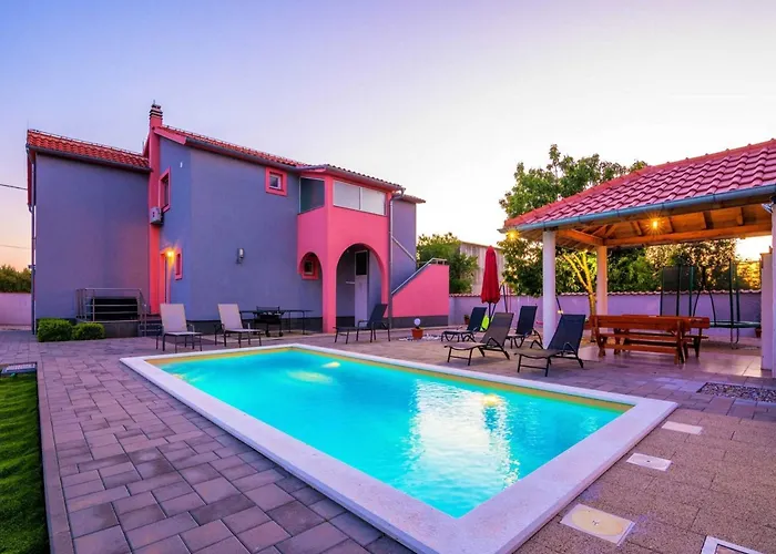 Holiday home Marinela - Four Bedroom With Swimming Pool *